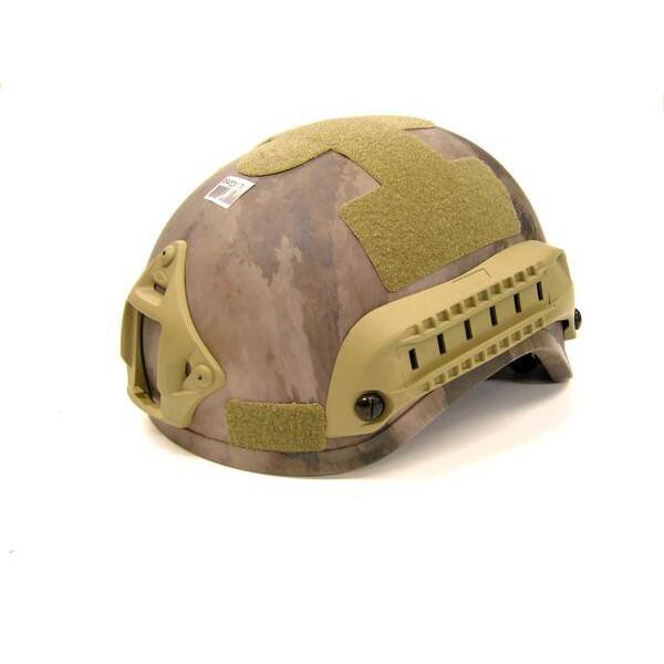Lækker taktisk hardball hjelm i camouflage farven a tacs au