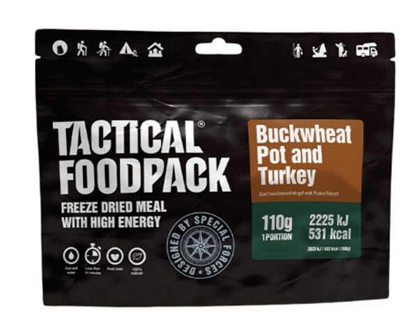 Tactical Foodpack Ingredienser: boghvede, fløde, kalkunlår, gulerødder, løg, paprika, majs, rapsolie, hvidløg, krydderier, urter, salt.