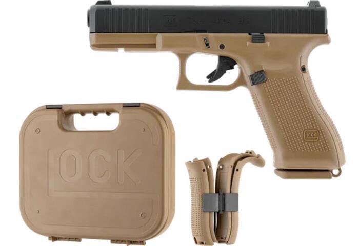 Denne pistol kommer med kuffert samt forskellige backstraps