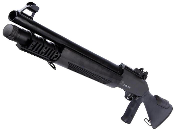Denne shotgun er semi-automatisk og kommer med aluminiums krop