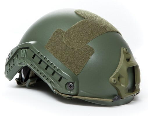Denne fast hjelm kommer med justering, hvilket gør det muligt at få den til at passe de fleste hovedformer