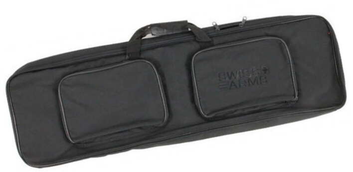 Denne taske kommer med plads til ens riffel, samt har den to ekstra rum til magasiner, batterier osv.
