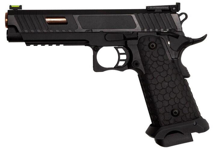 Lækker Hardball pistol STI Combat Master som standard bruger co2 magasiner