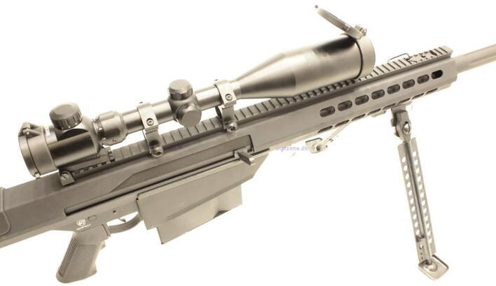 Denne Barrett M107A1 er en elektrisk 6mm udgave af en .50 kaliber sniper riffel