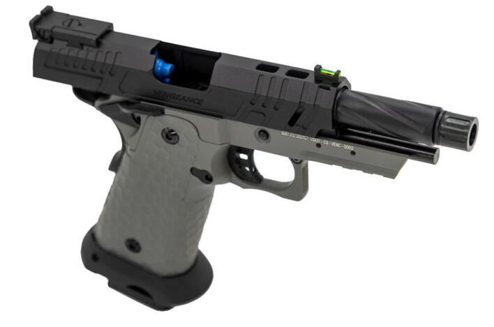 Pistolen kommer i sort/grå med diverse customshop features