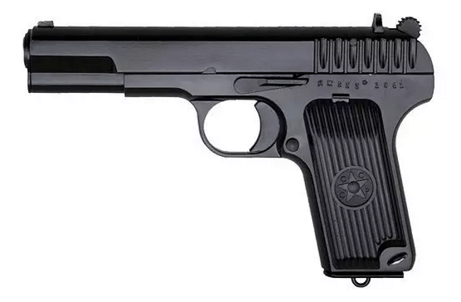 Denne russiske pistol TT-33 er konstrueret i fuld metal