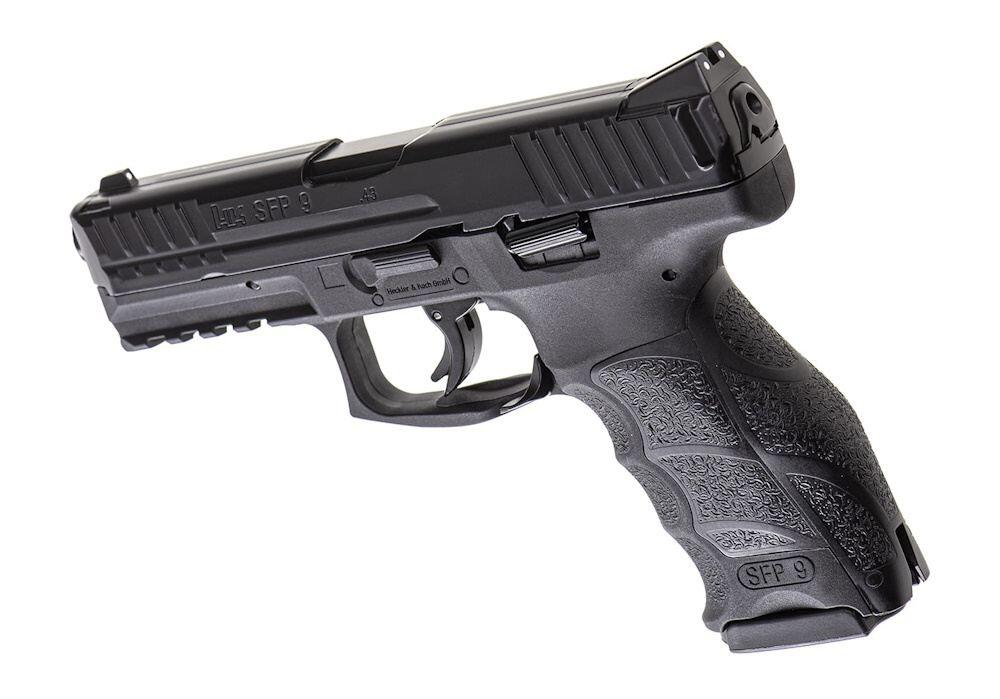 Selve pistolen ligner en H&K SFP9 og skyder med gummi kugler