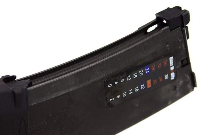 Selve magasinet har termometer og kan holde 35 kugler