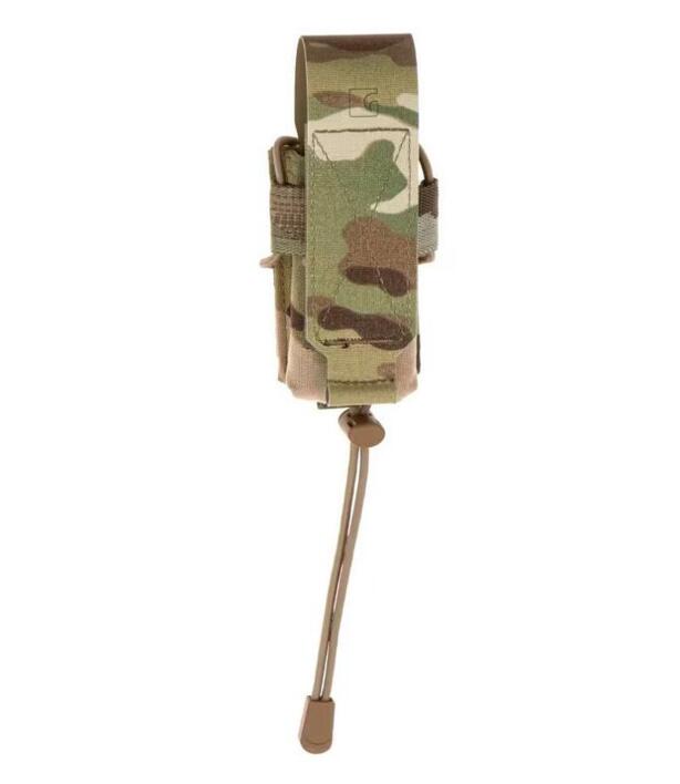 Denne lomme kommer med velcro lomme til toppen