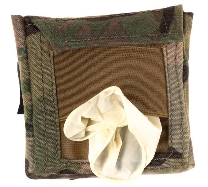 Denne lomme er lavet til at holde engangshandsker, perfekt til ens medkit